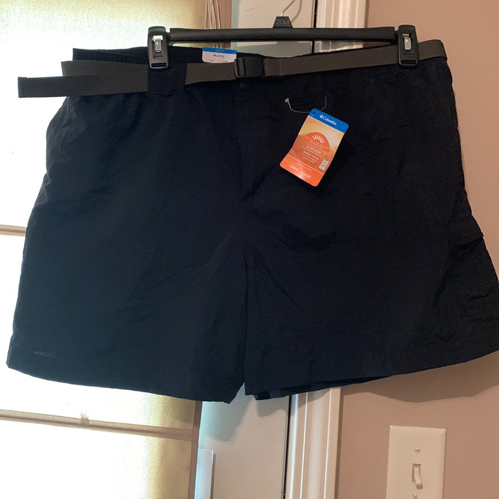 Brand New Columbia Black Shorts XXL